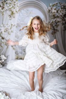 Spring photographic background with flowers t_4624 - 5