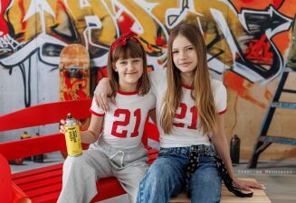 School photographic background with graffiti t_4723 - 14