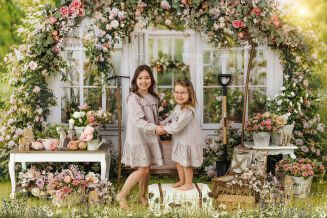 Spring photographic background with greenhouse t_4690 - 2