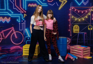 School photographic background with neons t_4743 - 3