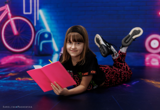 School photographic background with neons t_4743 - 6