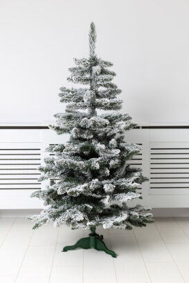 Snow-covered Christmas tree 150 cm